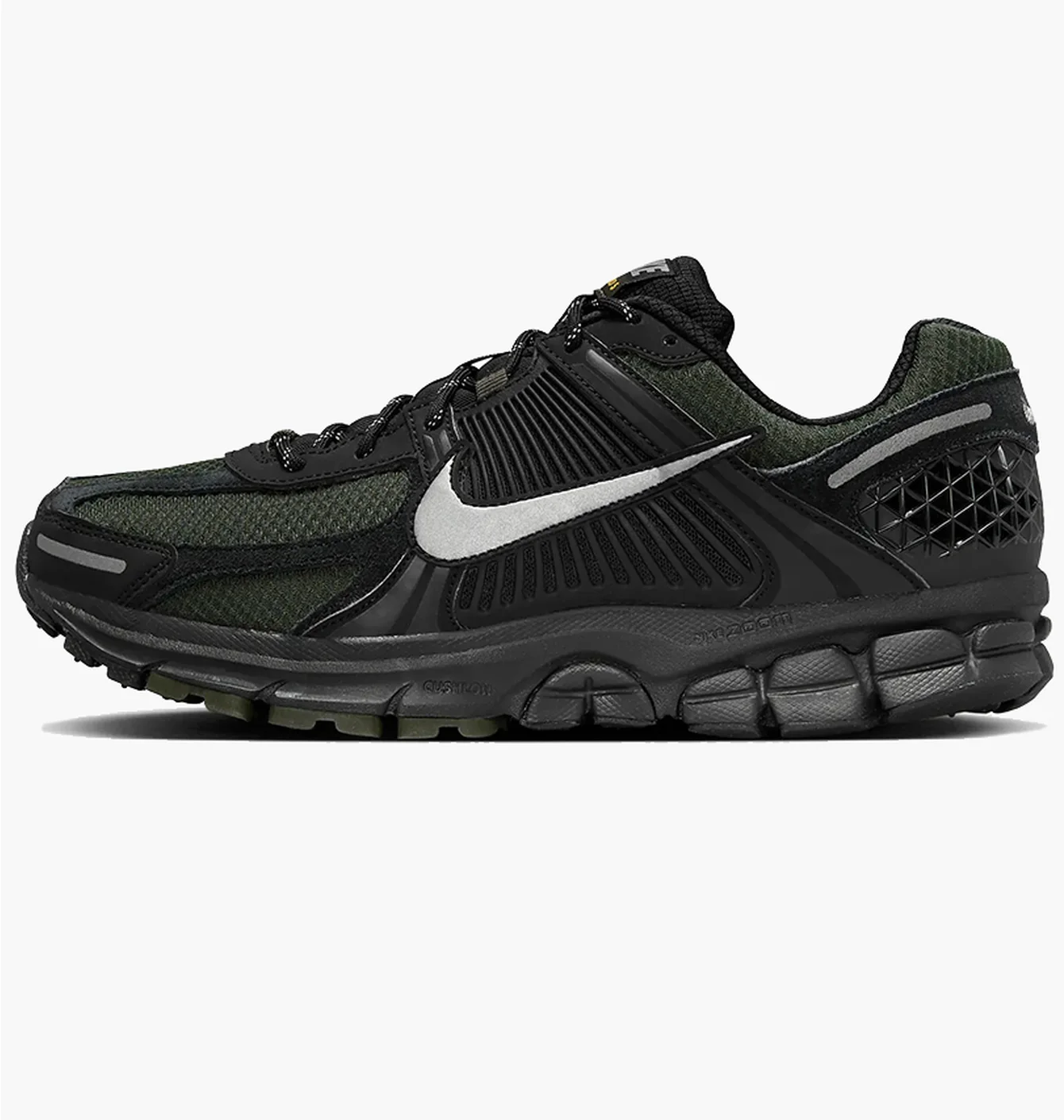 NIKE AIR ZOOM VOMERO 5