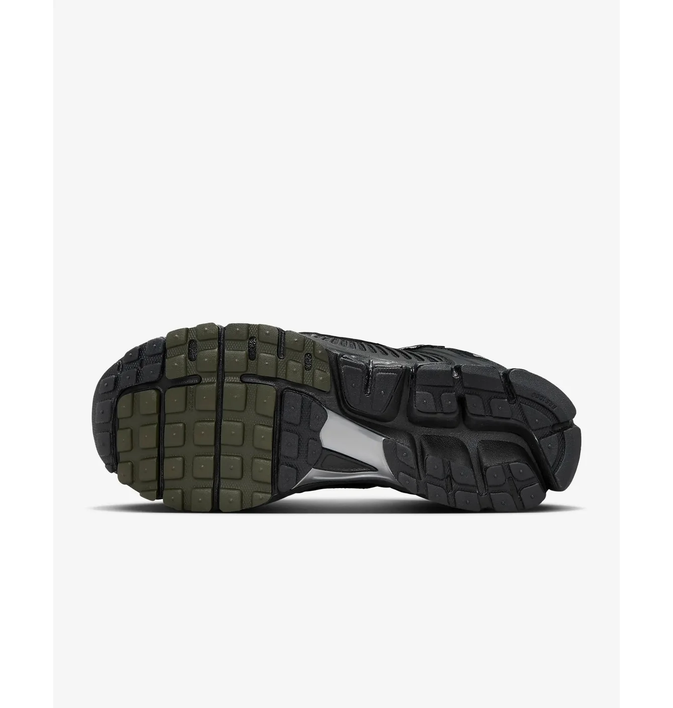 NIKE AIR ZOOM VOMERO 5