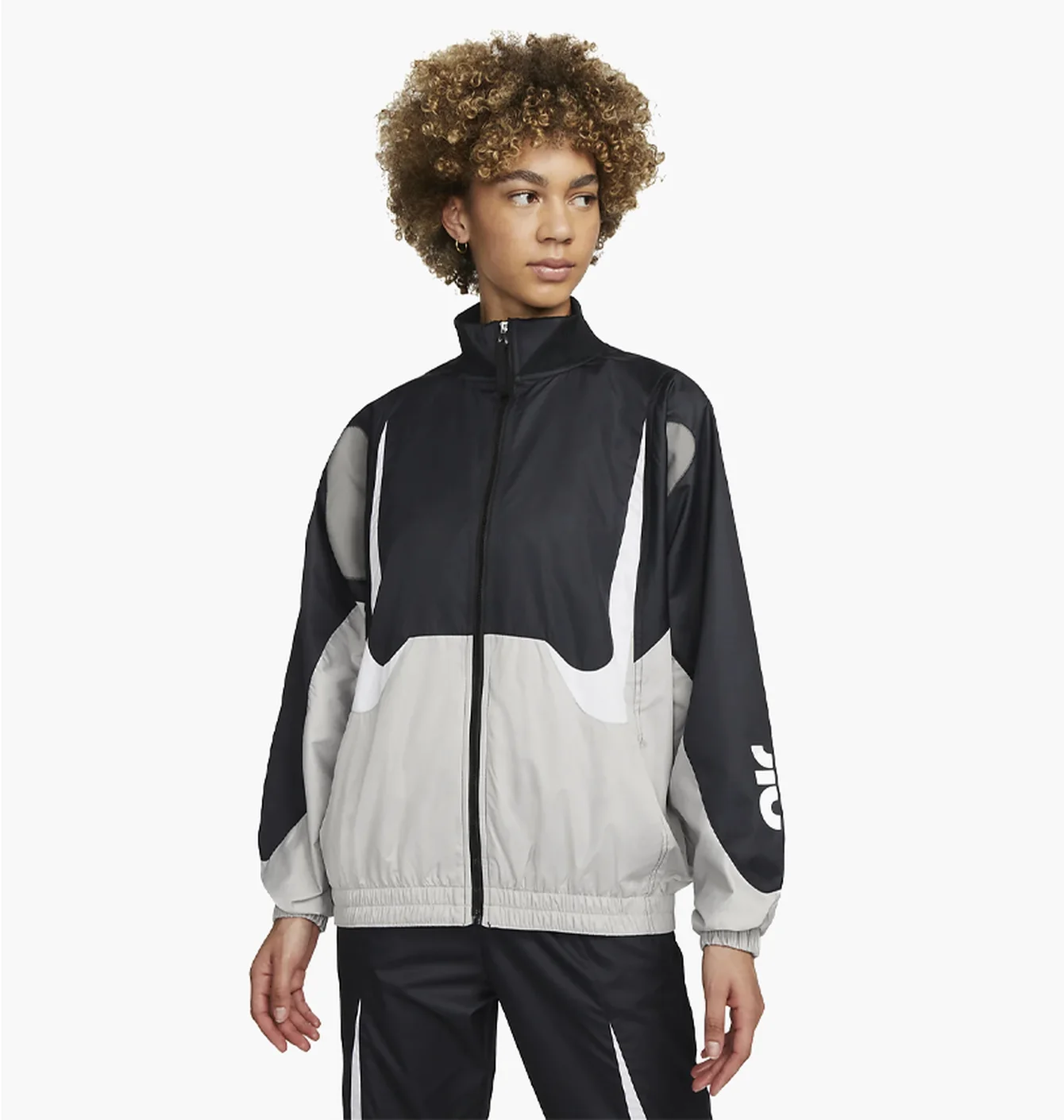 Вітровка жіноча Nike W Nsw Wvn Jkt Amd Black/Grey DM6084-010