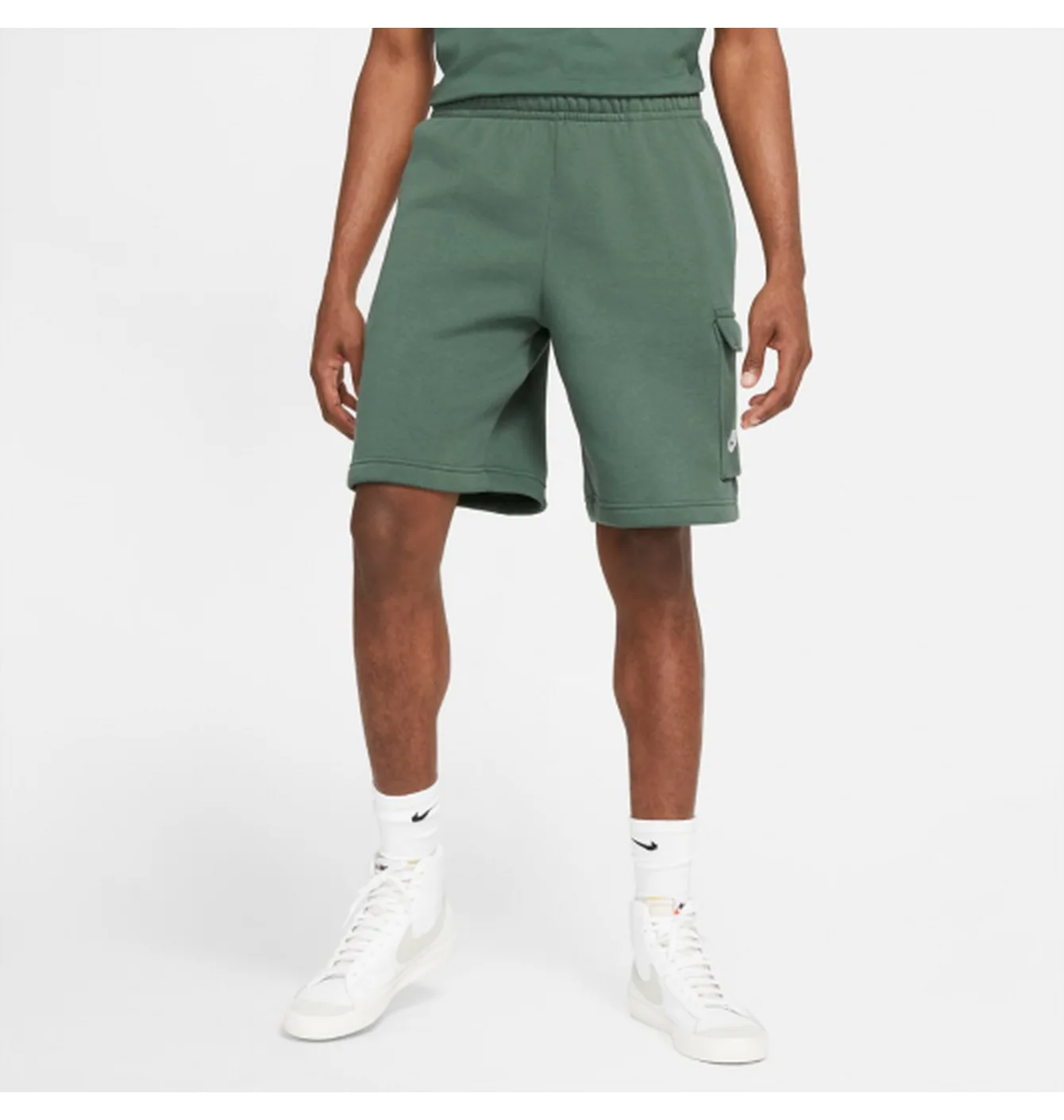 Шорти чоловічі Nike Sportswear Club Cargo Shorts Green CZ9956-337