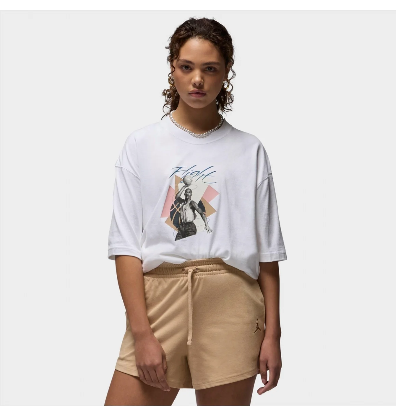 Футболка жіноча Nike Oversized Graphic T-Shirt White FN5708-100