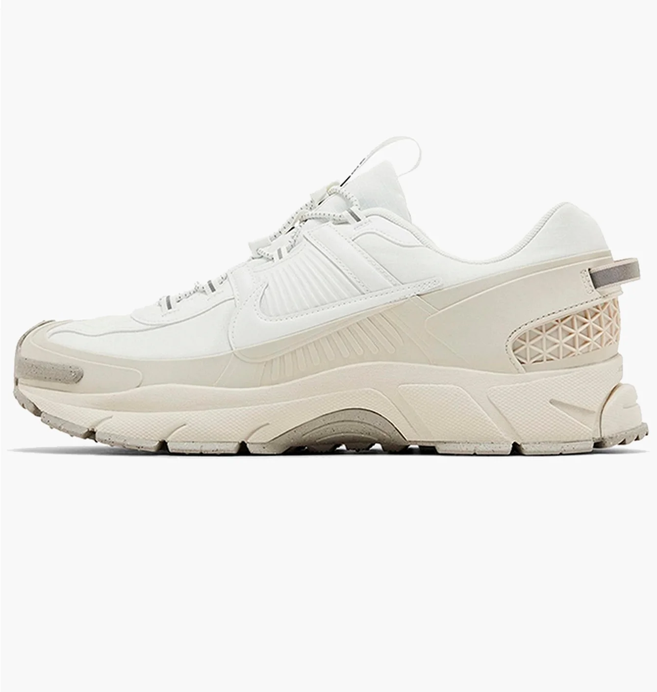Nike Vomero Roam