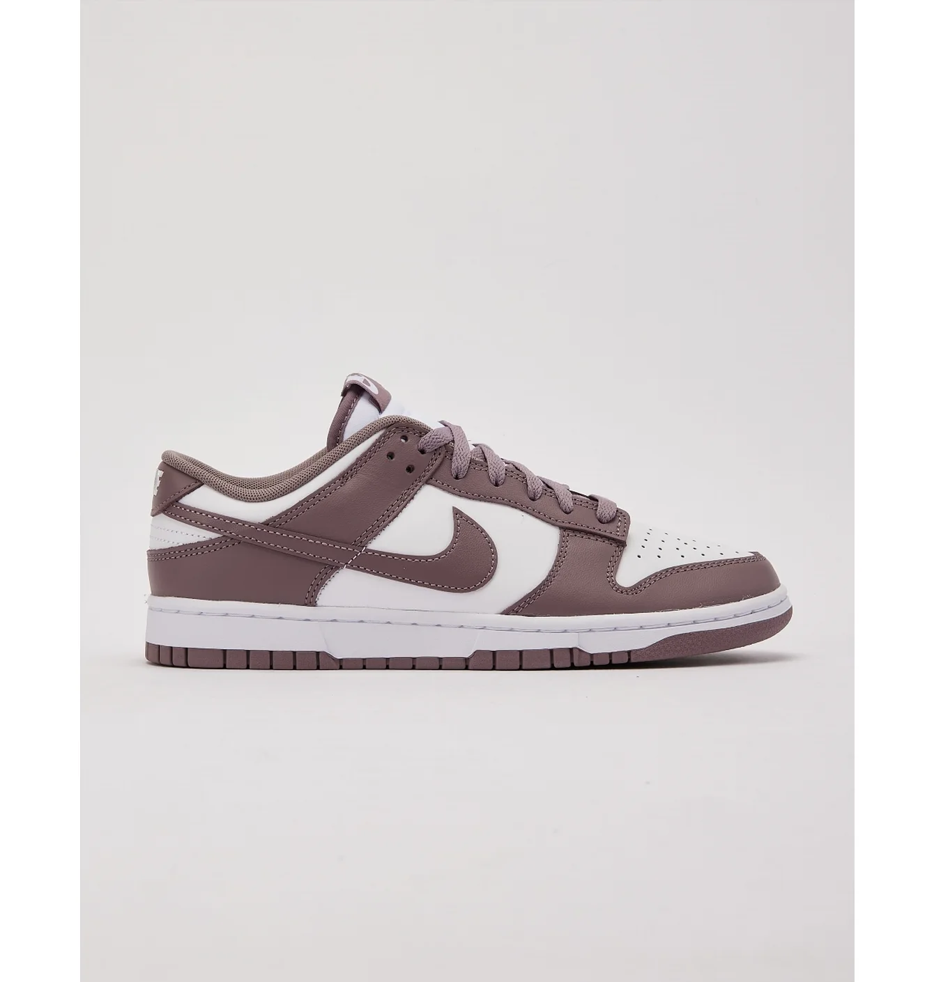 Кросівки чоловічі Nike Dunk Low Brown/White DV0833-112
