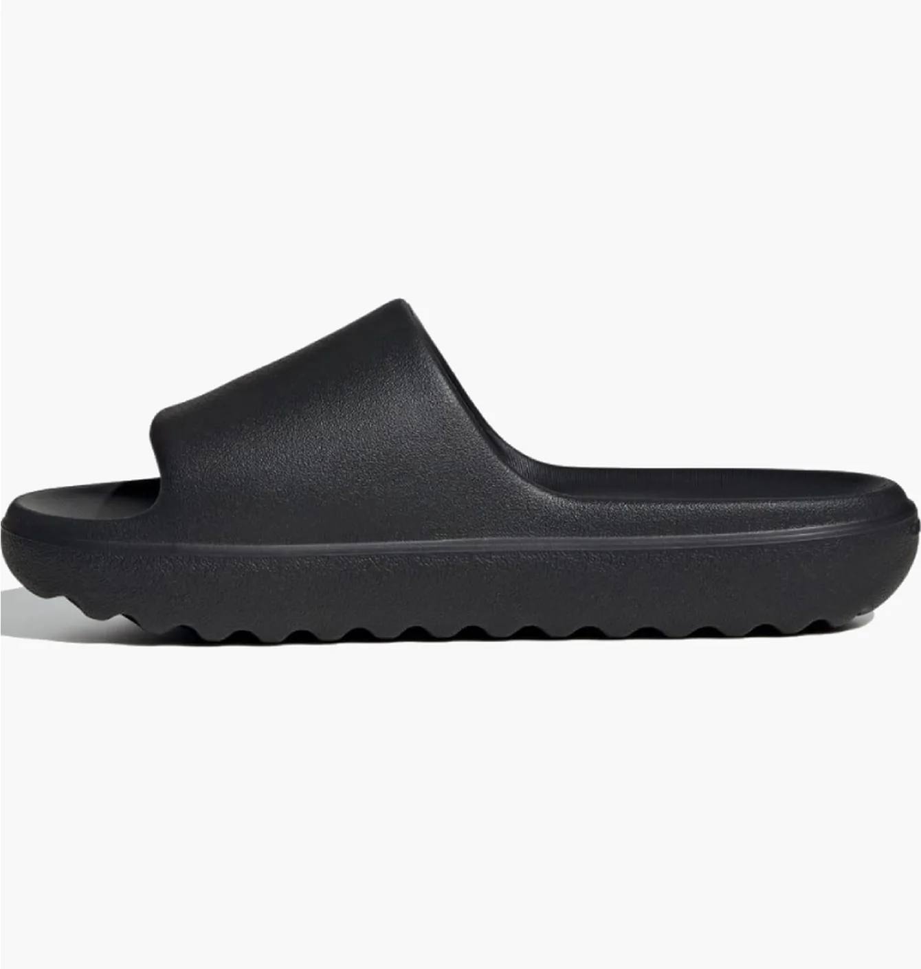 Тапочки унісекс Adidas Adilette Lumia Black JP9580