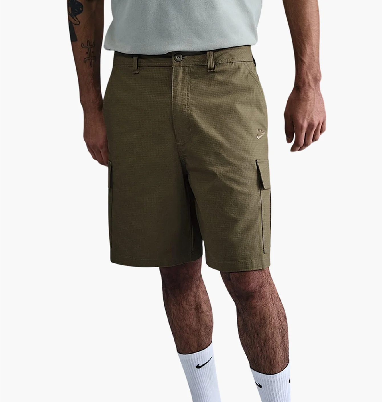 Шорти чоловічі Nike Club Olive FN3517-222