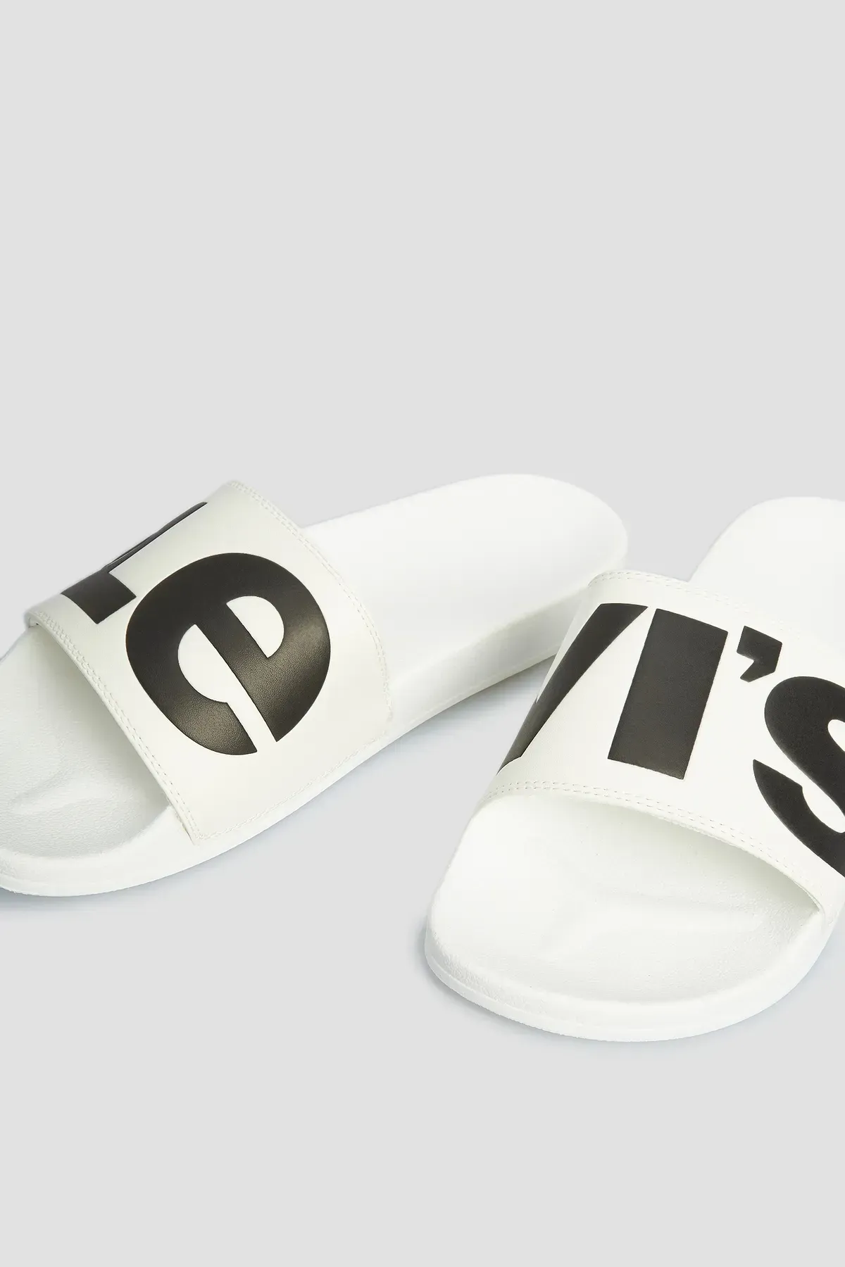 Тапочки жіночі Levi's Flip Flops (231548-784-51)