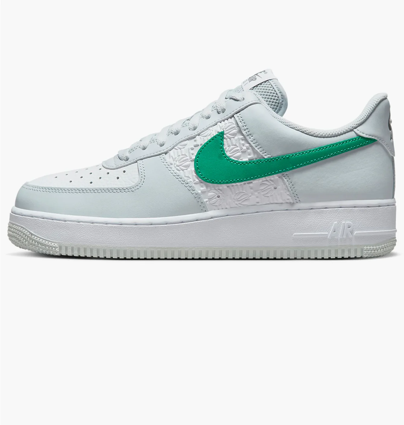 Кросівки чоловічі Nike Air Force 1 07 White FD0667-001