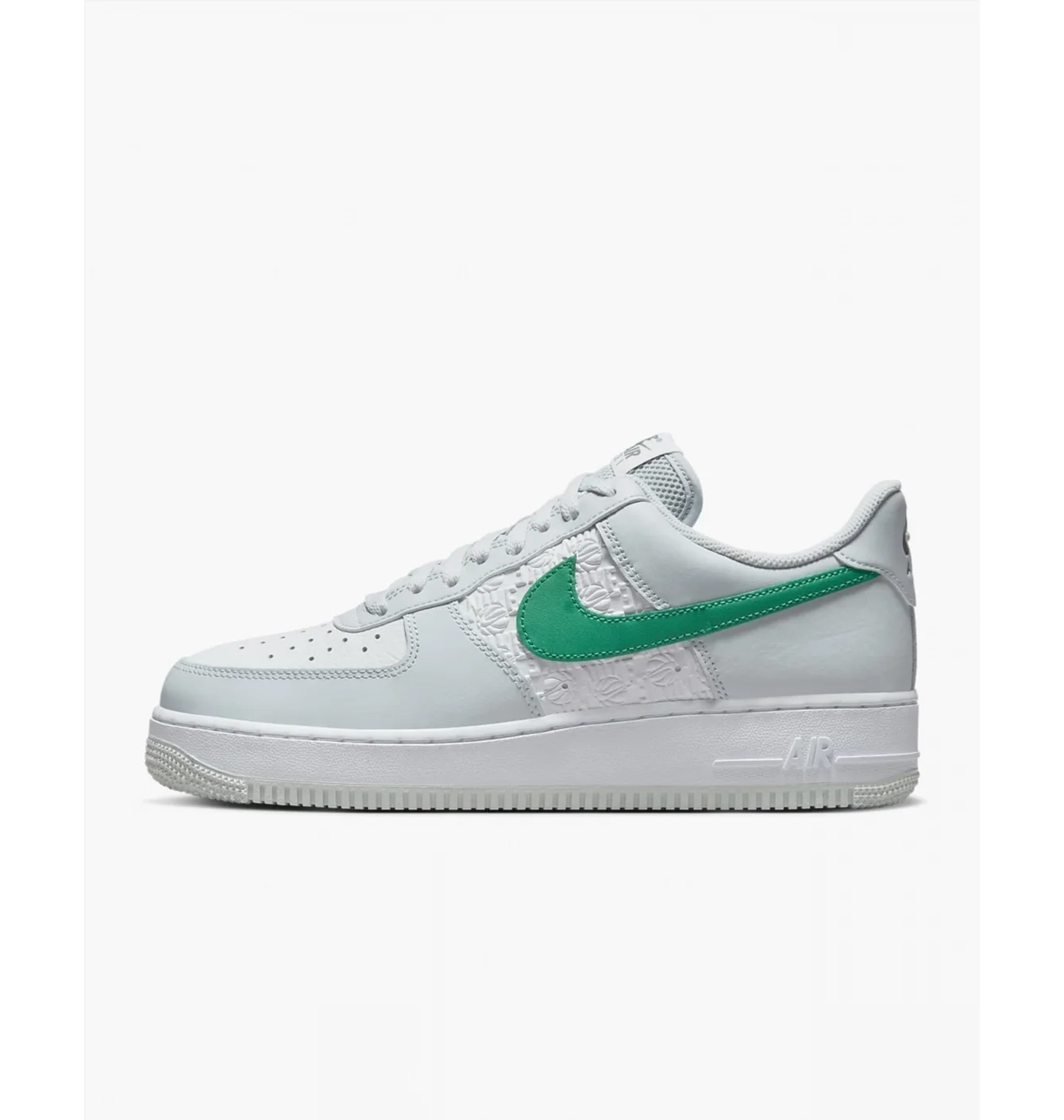 Кросівки чоловічі Nike Air Force 1 07 White FD0667-001