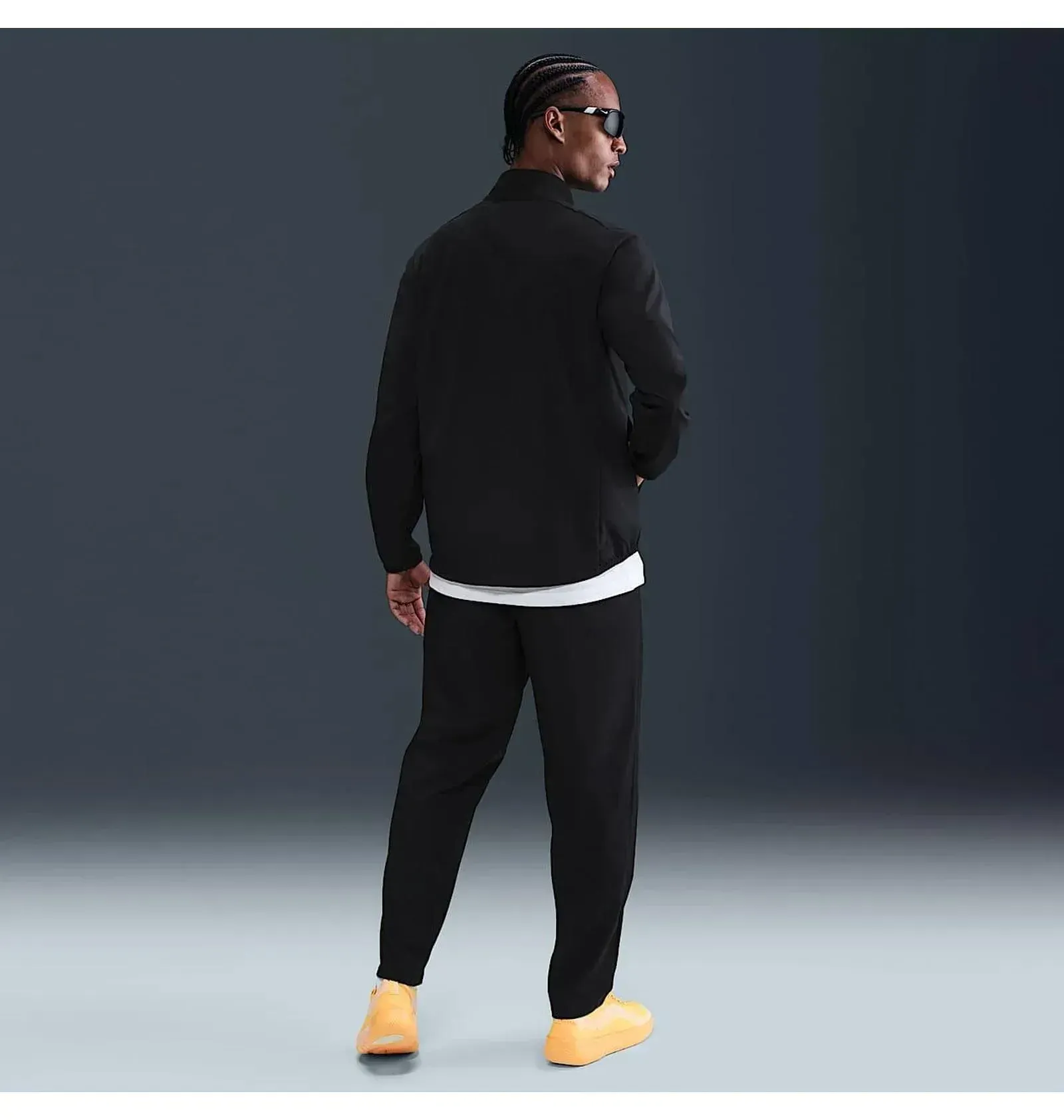 Брюки чоловічі Nike M Nk Df Form Pant Alt Gfx (HV0390-010)
