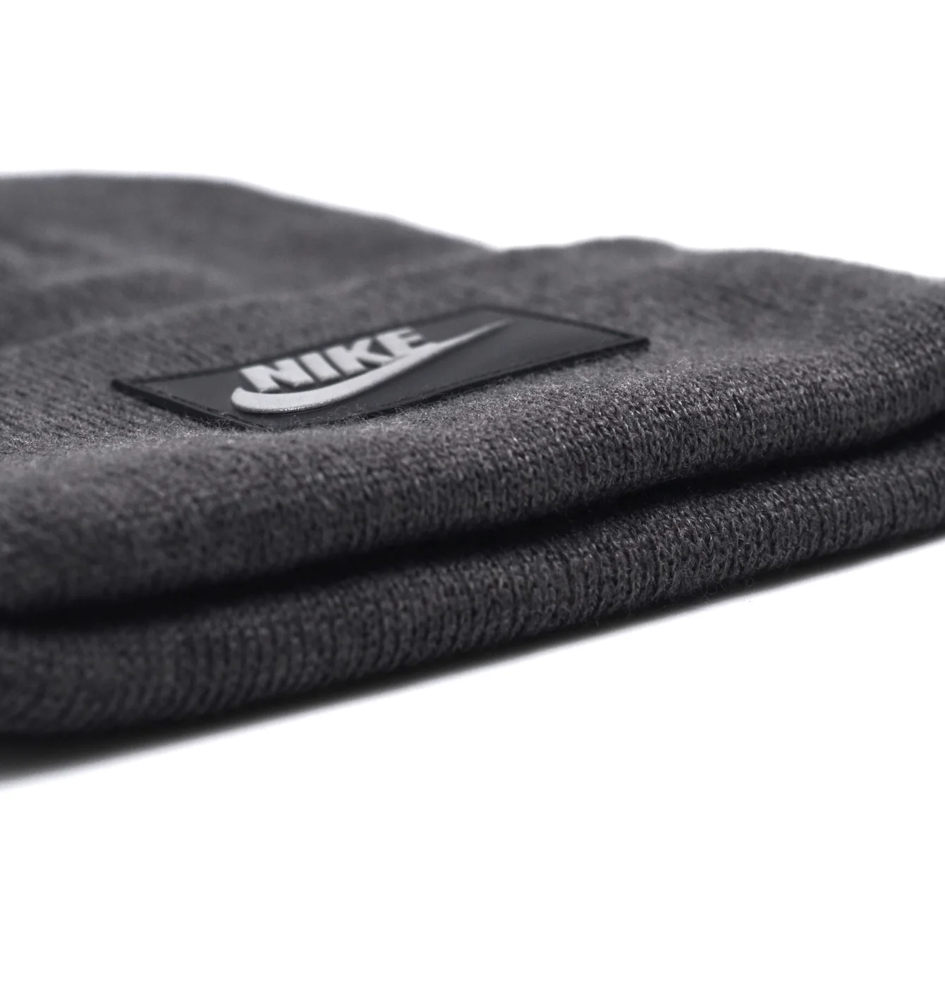 Шапка унісекс Nike Nsw Cuff Beanie Fut Flash Fs Grey DO8145-071