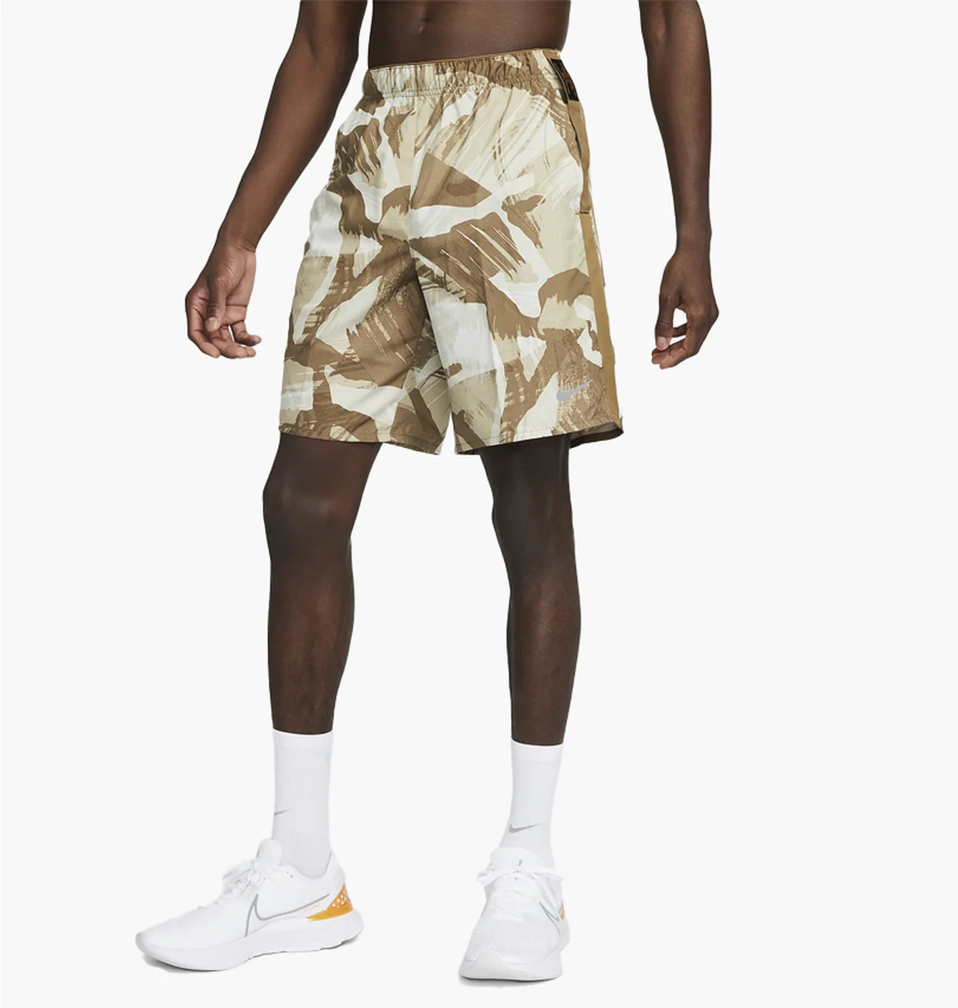 Шорти чоловічі Nike Dri-Fit Challenger MenS 9 Unlined Versatile Shorts Beige DV9370-242