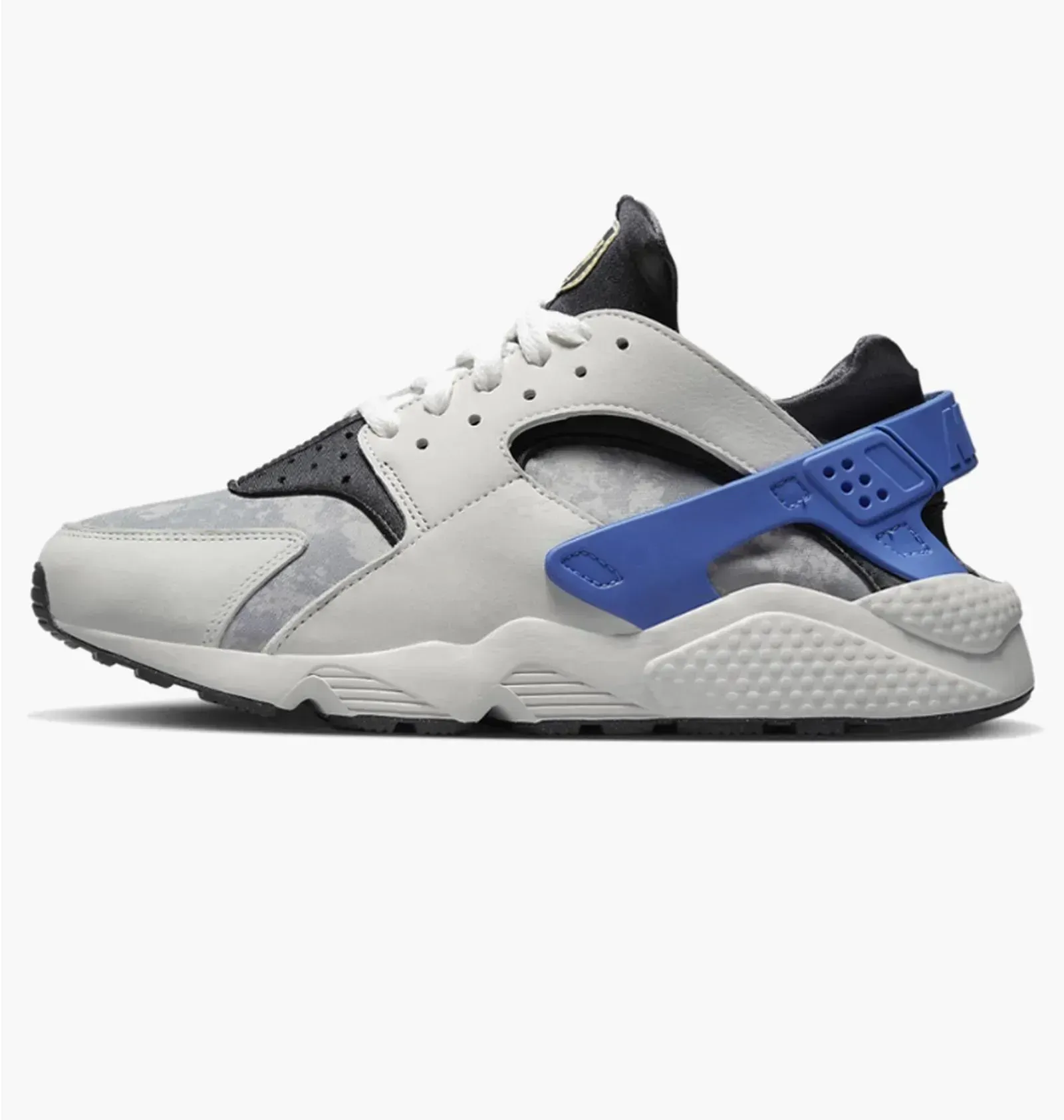 Кросівки чоловічі Nike Air Huarache Social Fc Premium (DR0286-100)