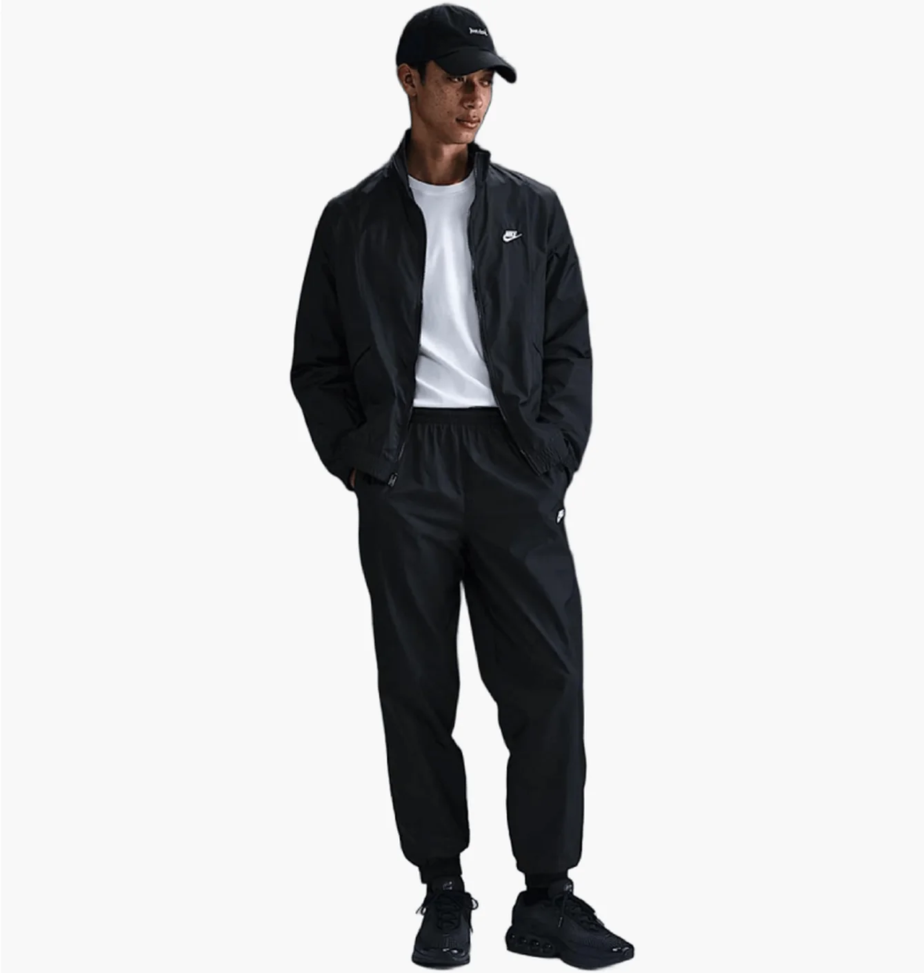 Спортивний костюм чоловічий Nike Club Wvn Trk Black HJ1985-011