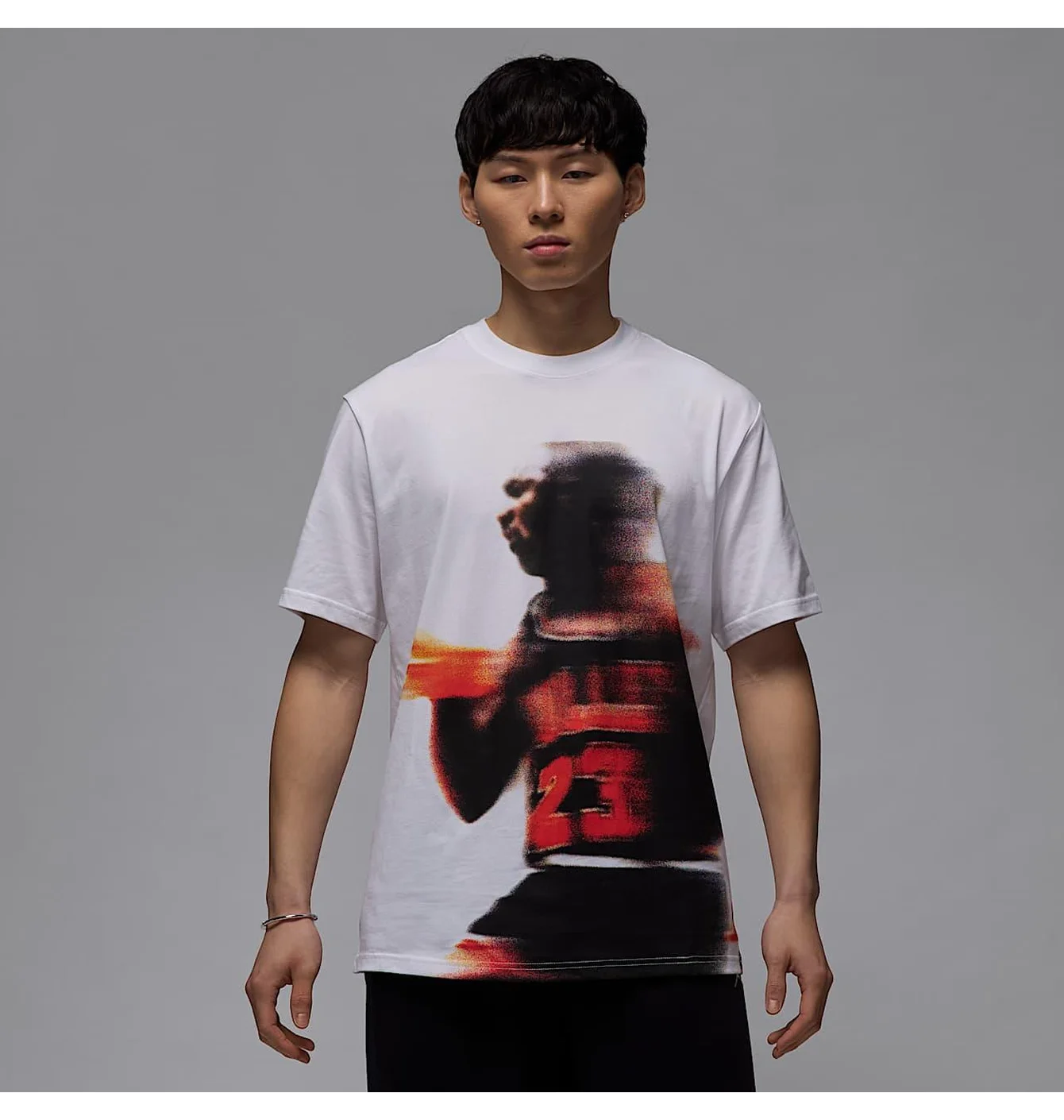 Футболка чоловіча Air Jordan Df Gfx Ss Crew White HQ8966-100