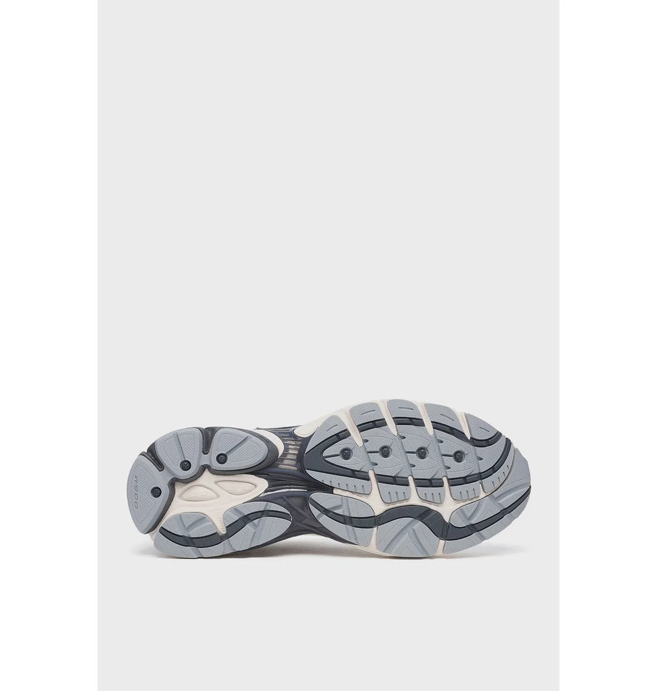 Кросівки чоловічі Saucony Progrid Omni 9 Premium Grey S70740-18