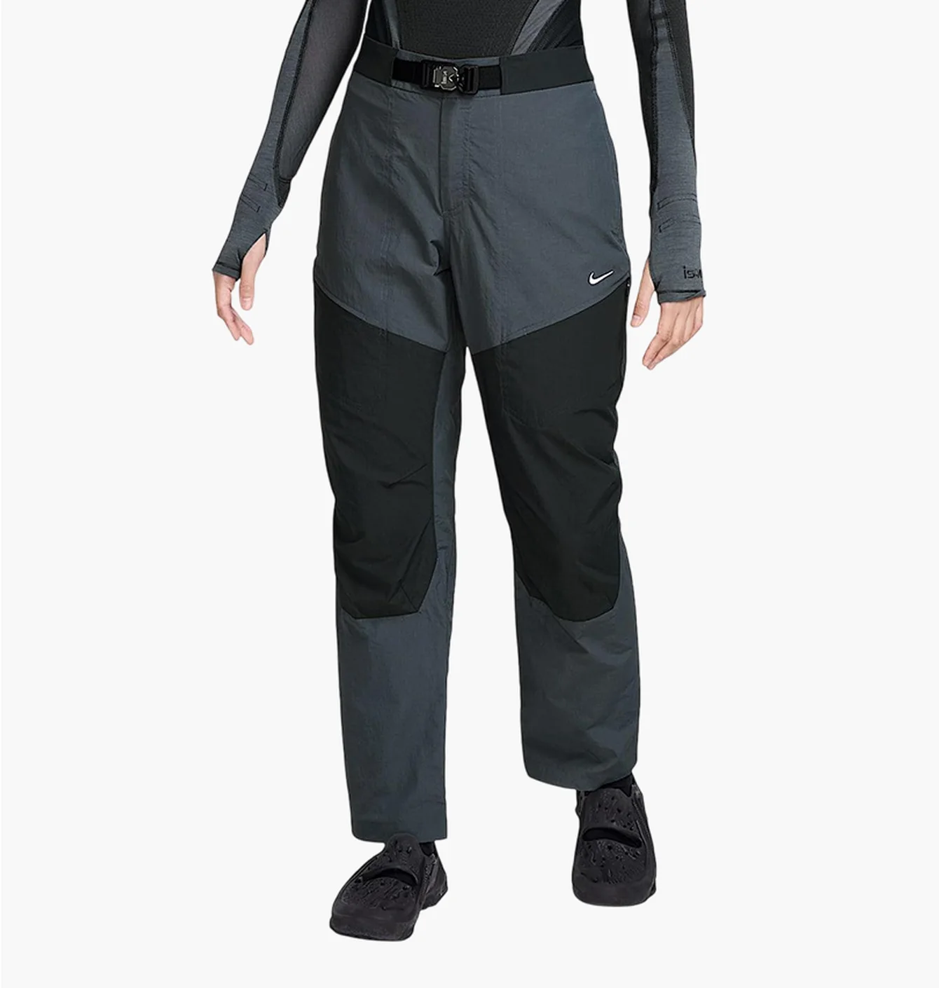 NIKE ISPS CARGO PANTS