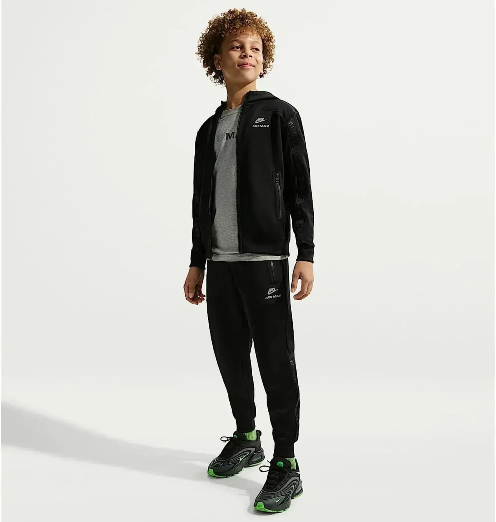 Спортивний костюм дитячий Nike Air Max Black (IO1154-010__IO1155-010)