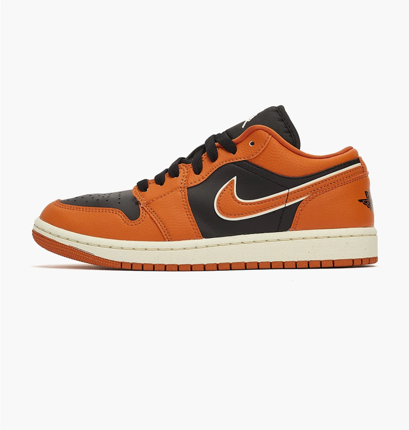 Кросівки жіночі Air Jordan 1 Low Se Orange/Black Dv1299-800