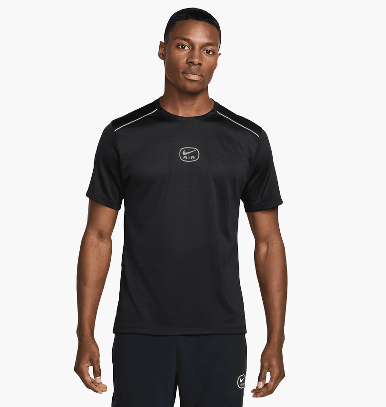 Футболка чоловіча Nike Air T-Shirt Black HM0195-011