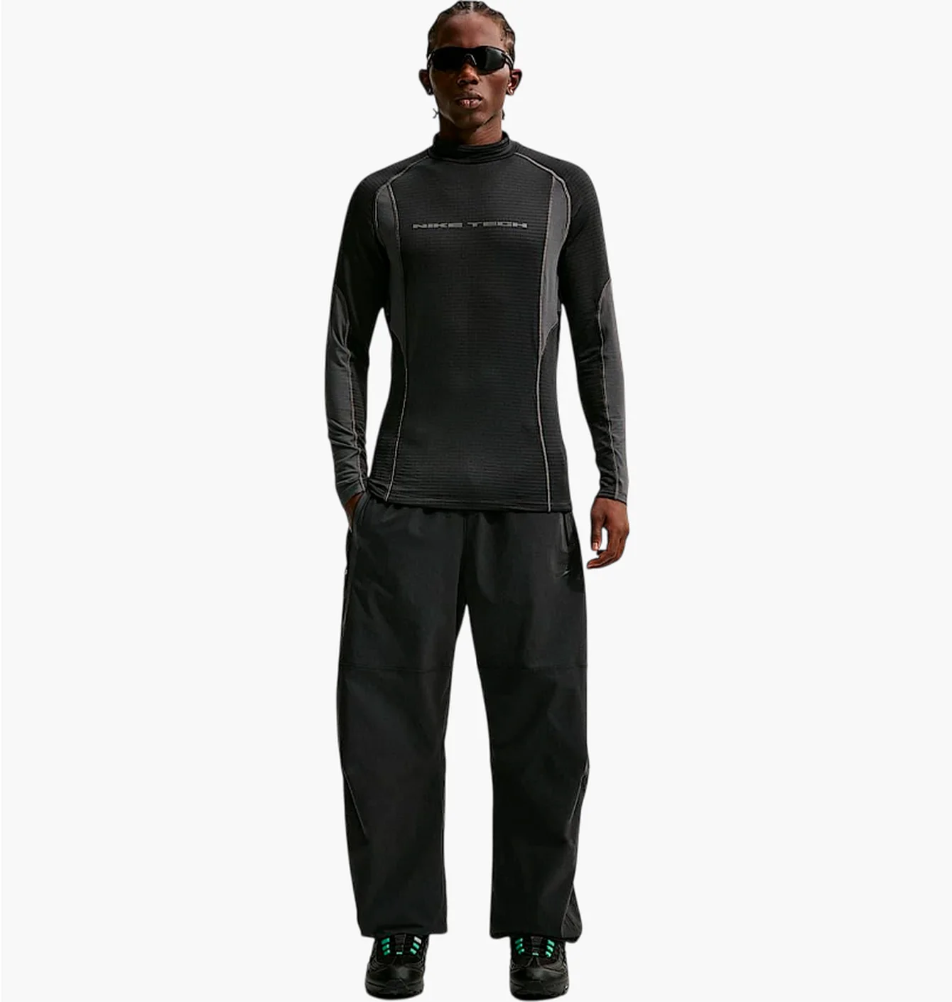 Лонгслів чоловічий Nike Tech Black/Grey HV1405-010