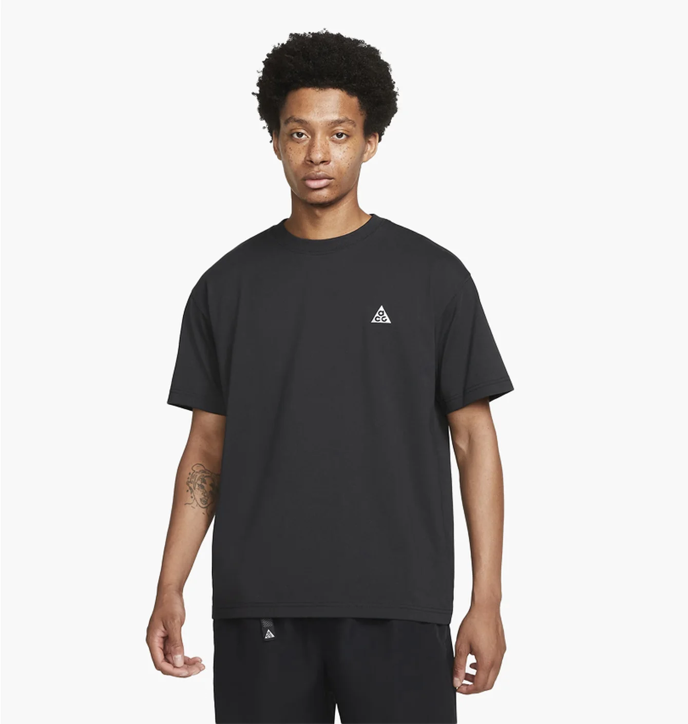 Футболка чоловіча Nike Acg MenS T-Shirt Black DJ3642-010