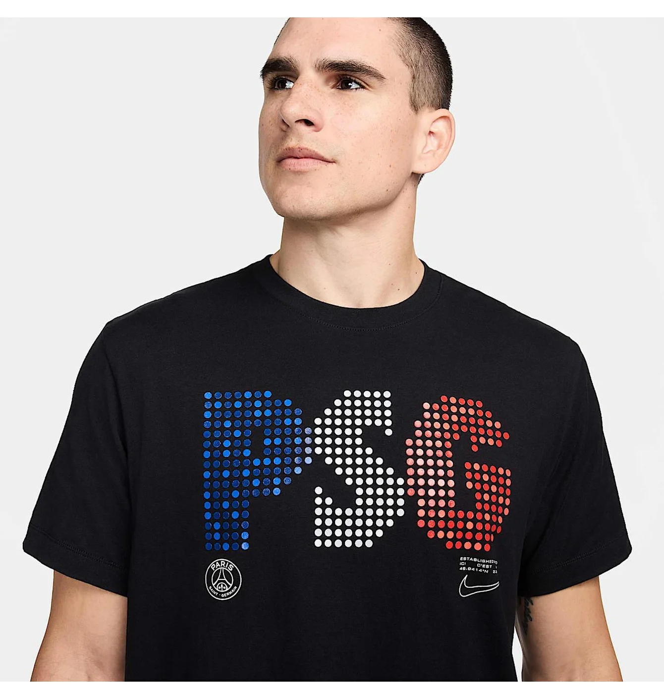 Футболка чоловіча Nike Paris Saint-Germain MenS Nike Soccer T-Shirt Black FV8637-010