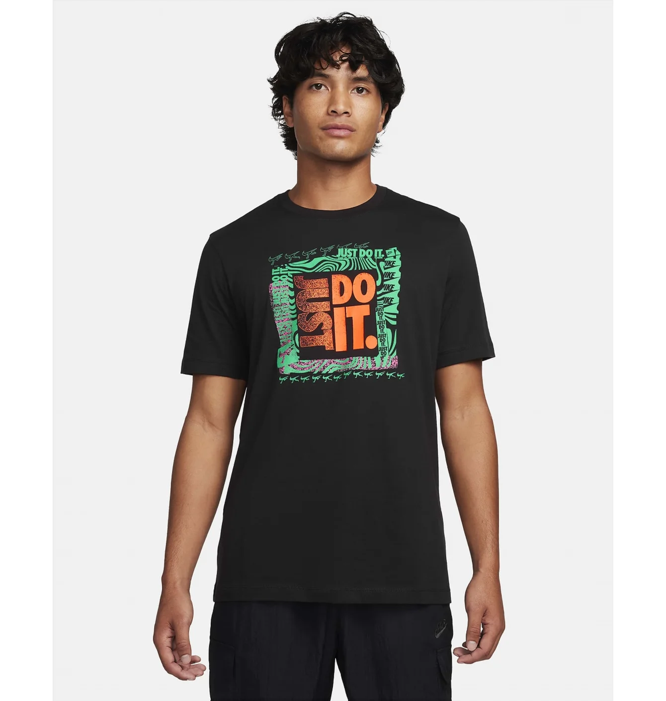 Футболка чоловіча Nike Sportswear T-Shirt Black FQ3772-010