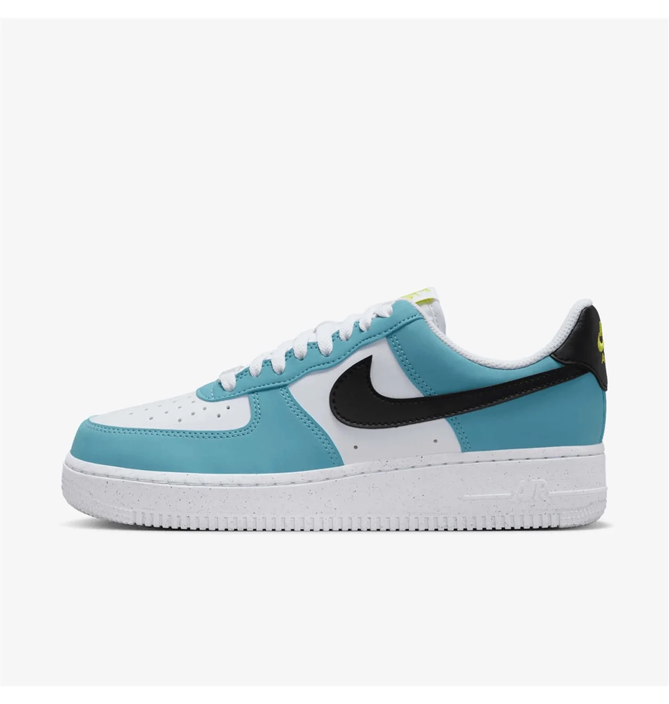 W NIKE AIR FORCE 1