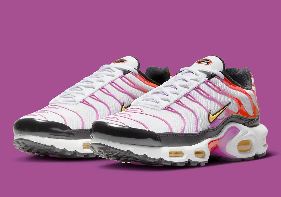 Кросівки жіночі Nike Air Max Plus (DZ3671-100)
