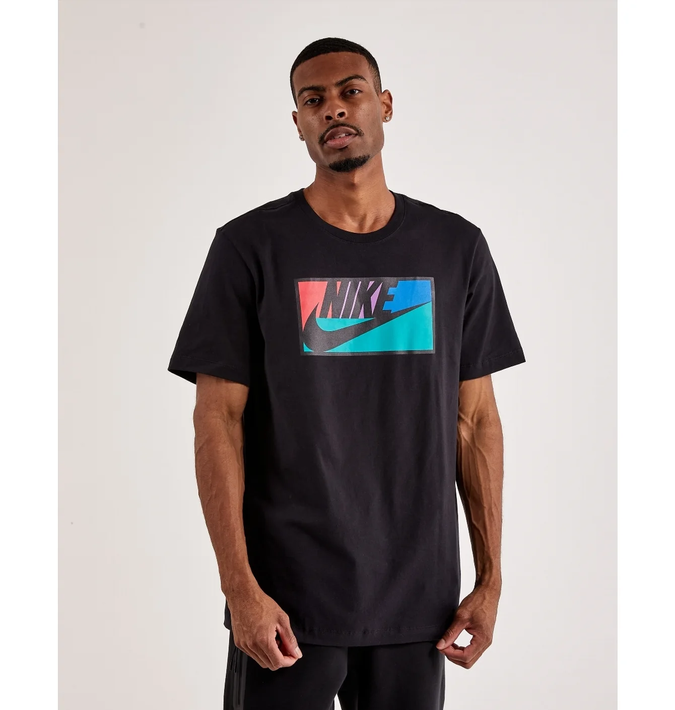 Футболка чоловіча Nike Club Graphic Tee Black FJ1121-010