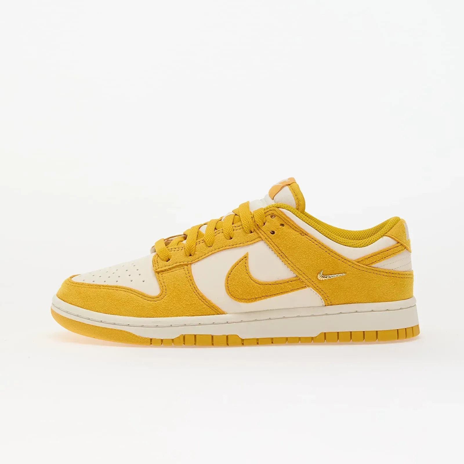 Кросівки жіночі Nike Dunk Low (IB4417-101)
