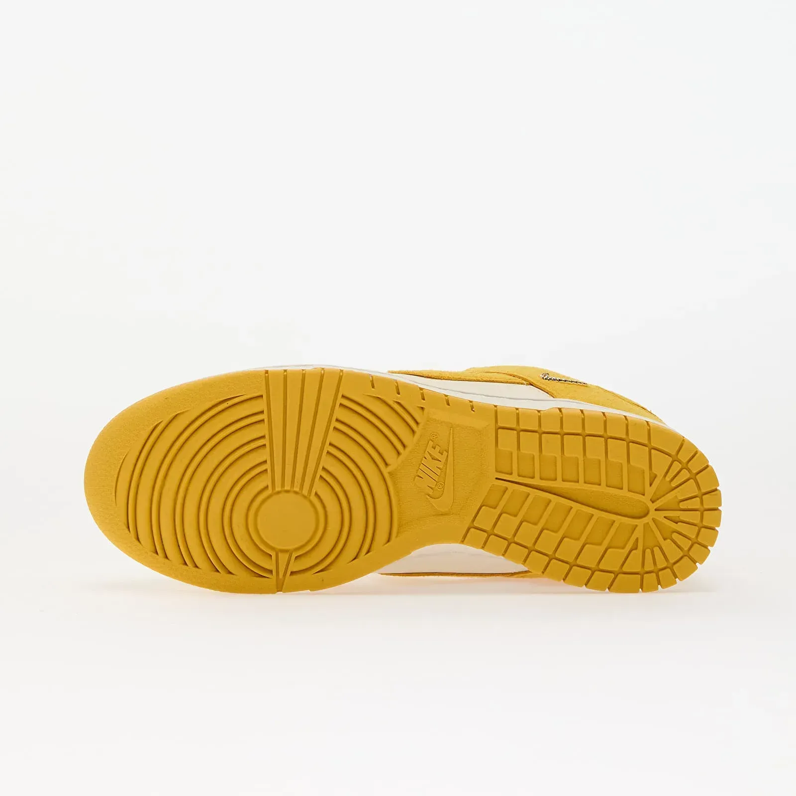 Кросівки жіночі Nike Dunk Low (IB4417-101)