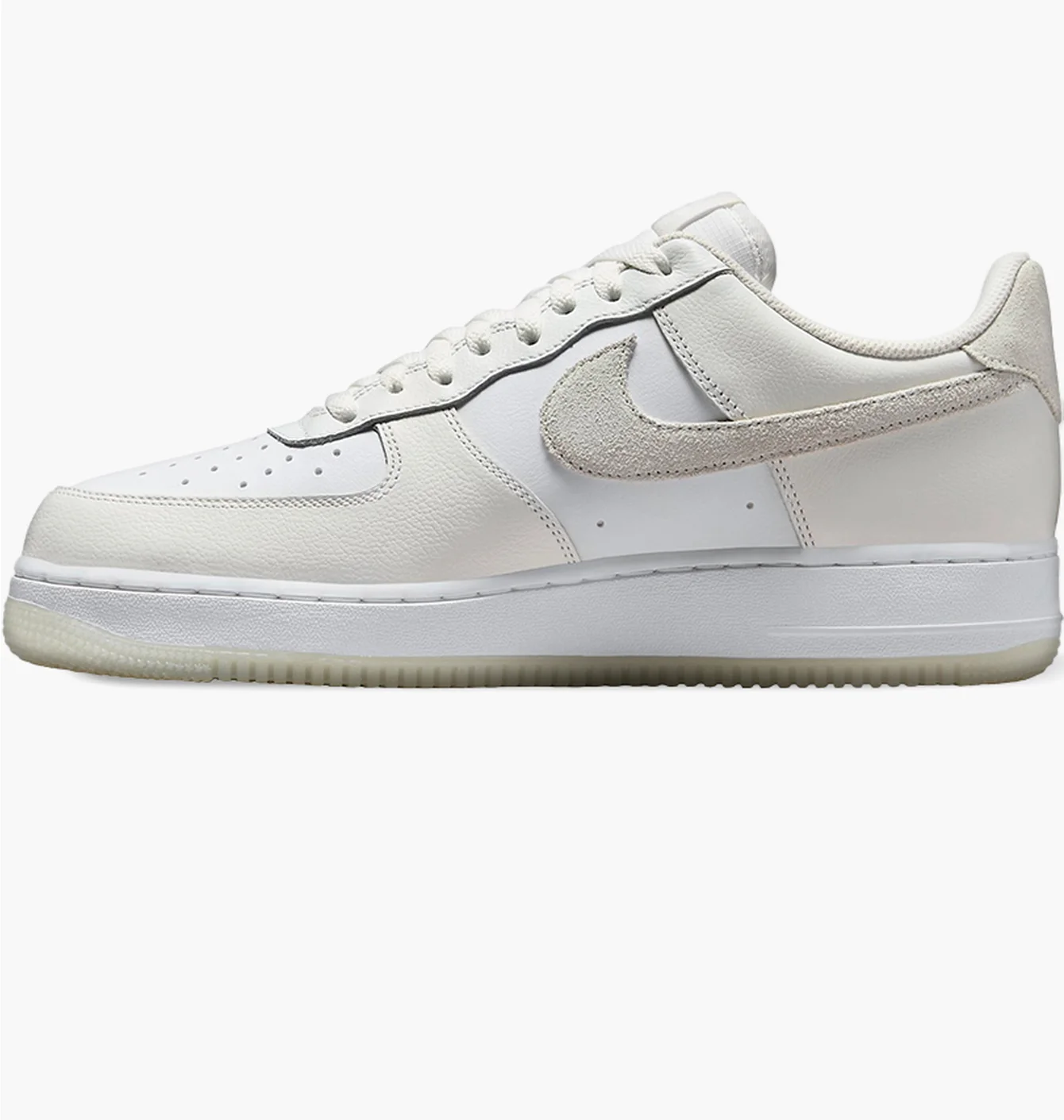 Кросівки чоловічі Nike Air Force 1 07 Lv8 Beige/White FN5832-100