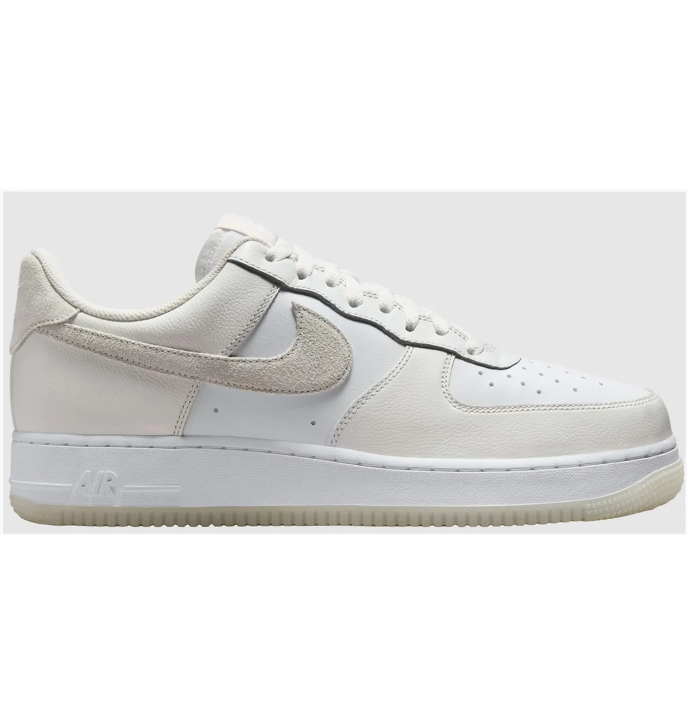 Кросівки чоловічі Nike Air Force 1 07 Lv8 Beige/White FN5832-100