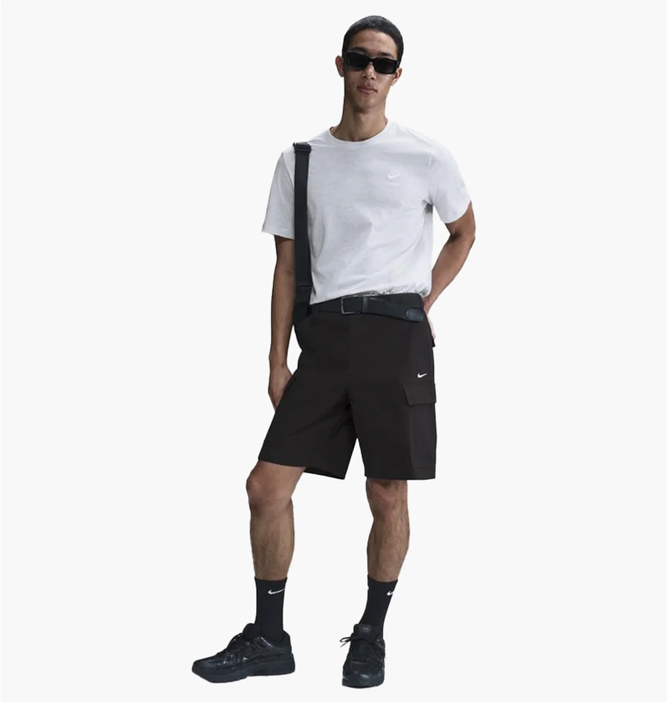 Футболка чоловіча Nike Sportswear Club T-Shirt White AR4997-051