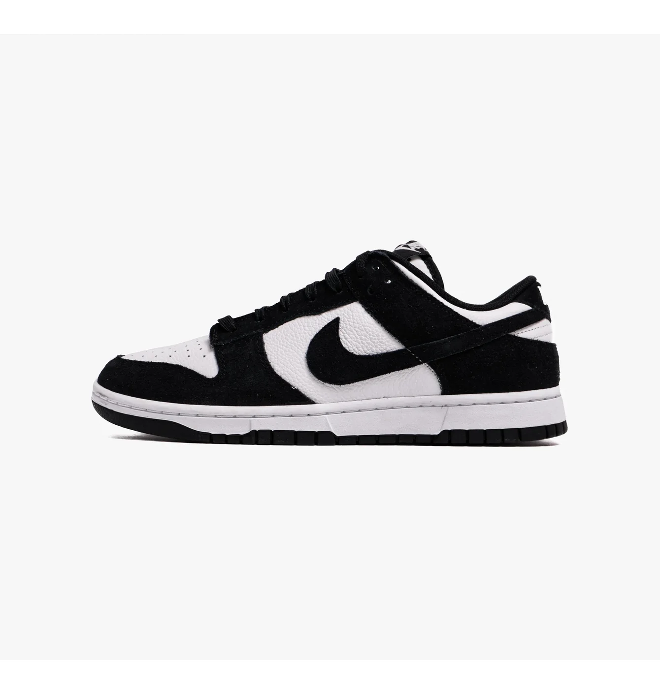 Кросівки чоловічі Nike Dunk Low Retro Black/White FQ8249-100