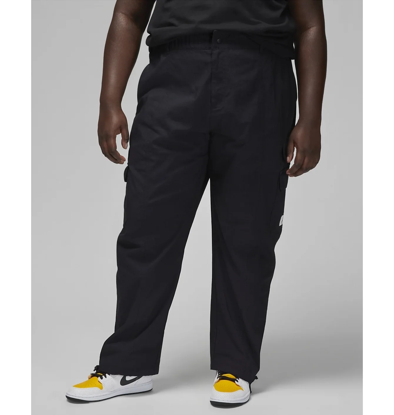 Штани жіночі Air Jordan Chicago WomenS Pants (Plus Size) Black DX3928-010