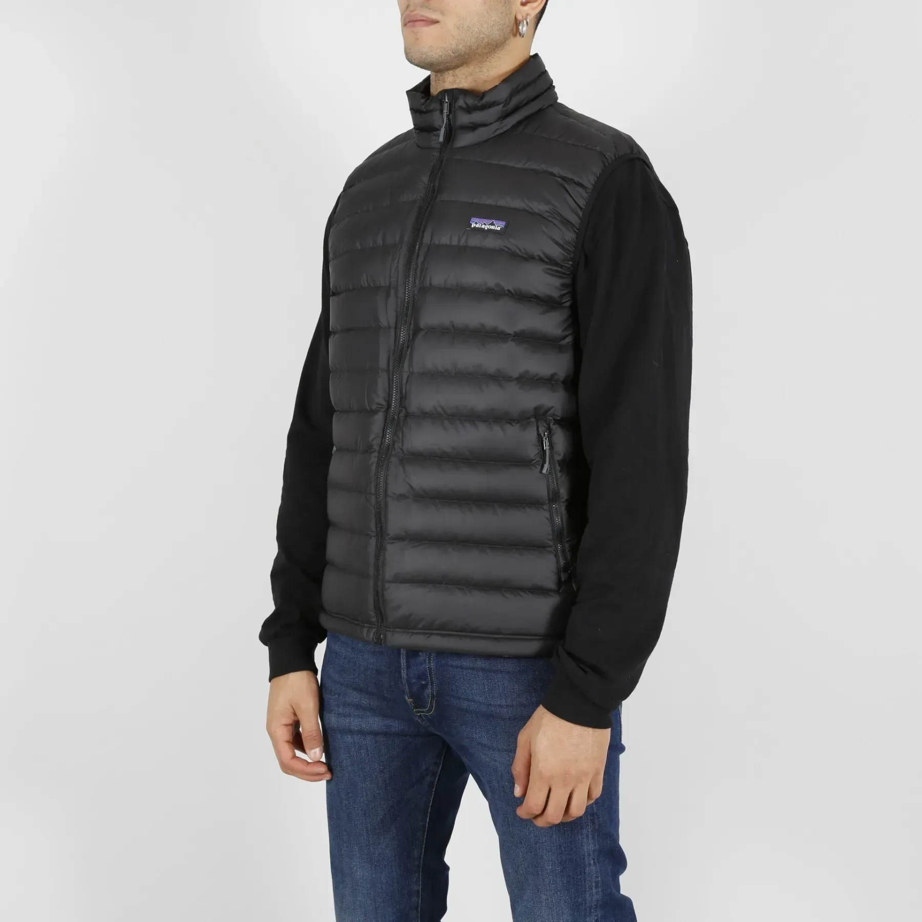 Жилетка чоловіча Patagonia Down Sweater Vest (84622BLK)
