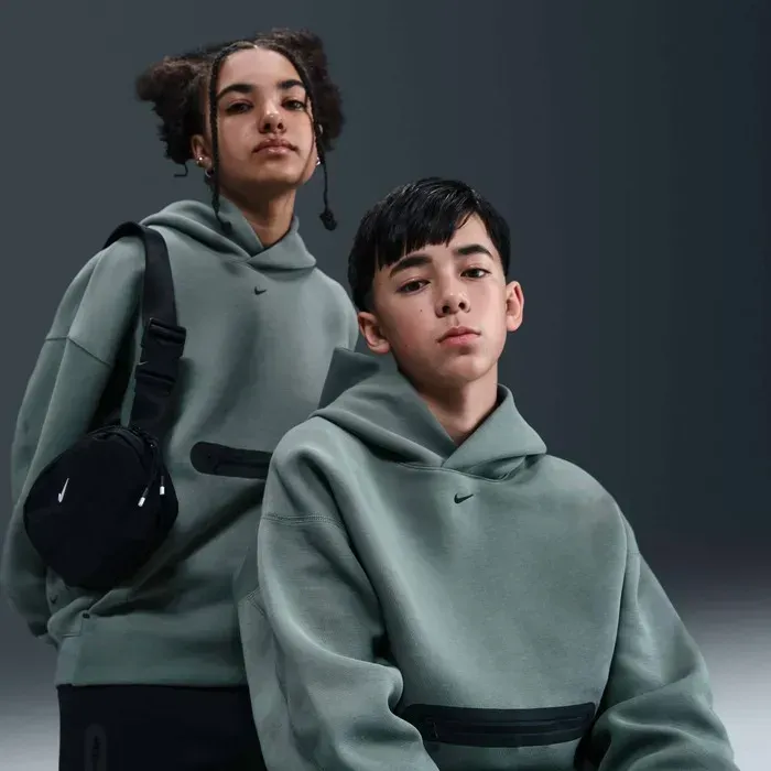 Светр підлітковий Nike Sportswear Tech Fleece (HV1198-364)