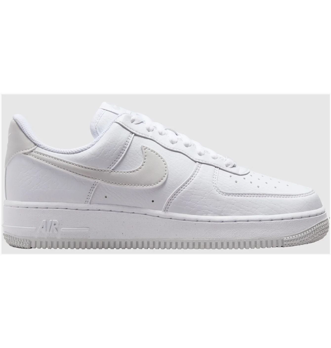 Кросівки жіночі Nike Air Force 1 07 Nn White DV3808-104
