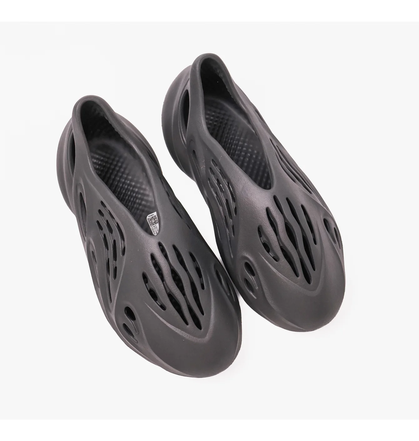 Тапочки чоловічі Adidas Yeezy Foam Runner Carbon Black IG5349