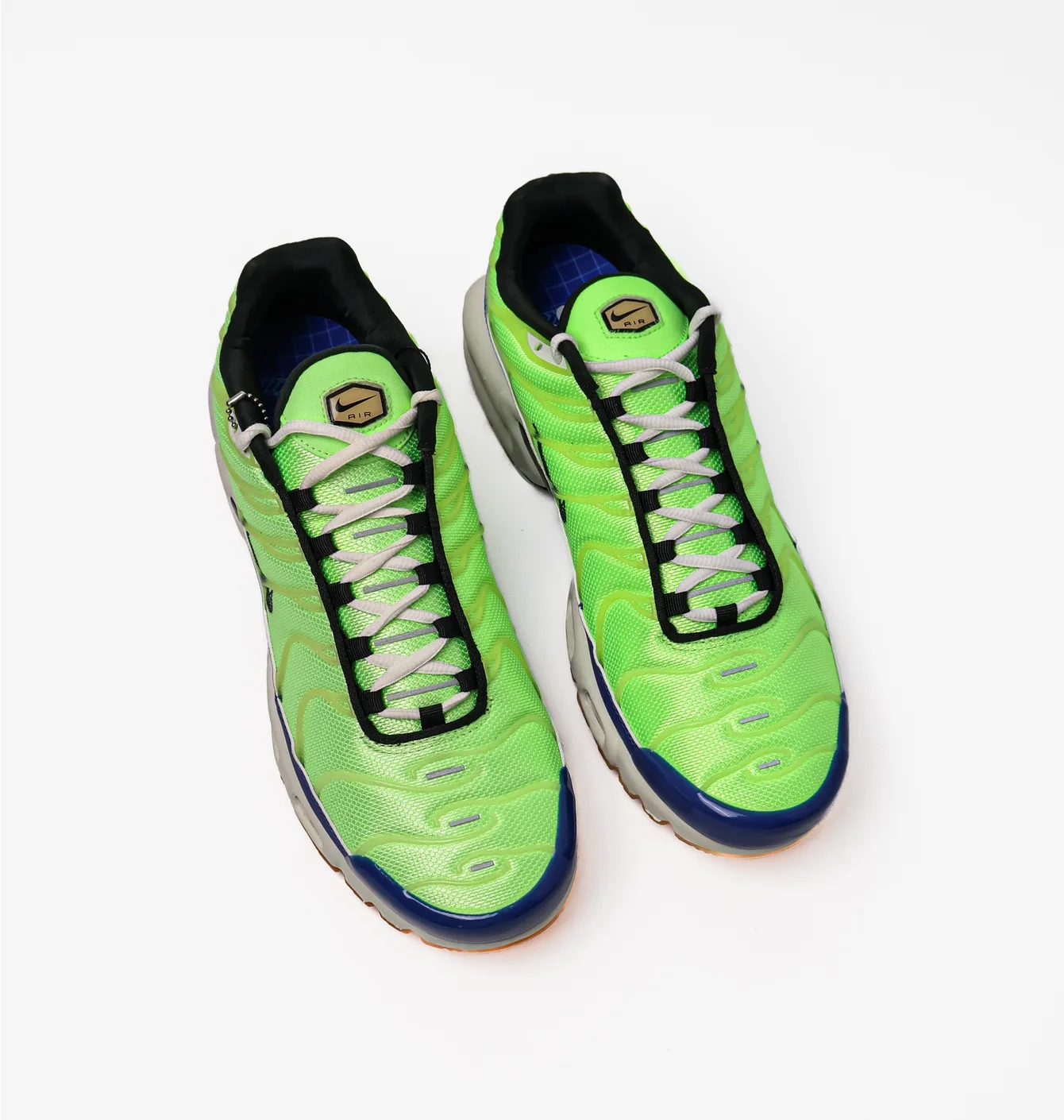 Кросівки чоловічі Nike Air Max Plus Se Green DZ0480-300