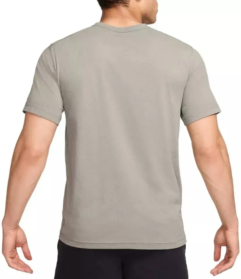 Футболка чоловіча Nike Hyverse Short Sleeve Top (DV9839-053)