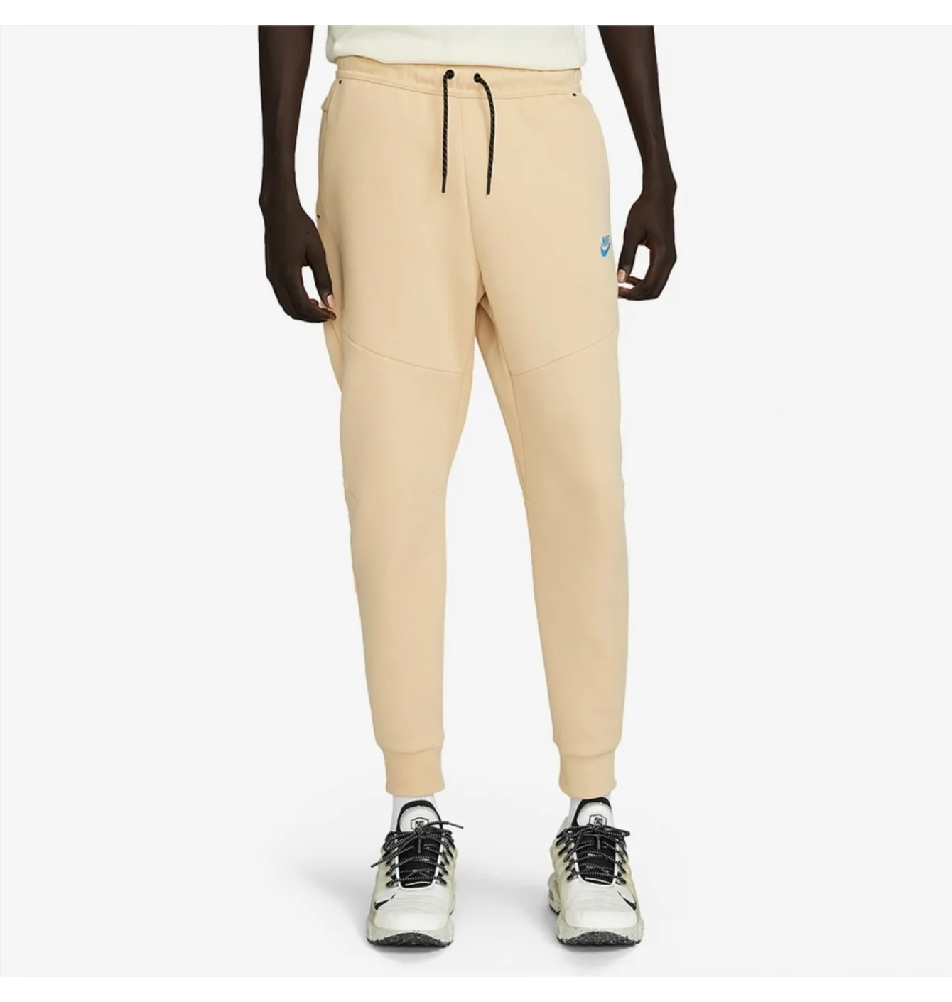 Штани чоловічі Nike Sportswear Tech Fleece Jogger Beige DV0538-252