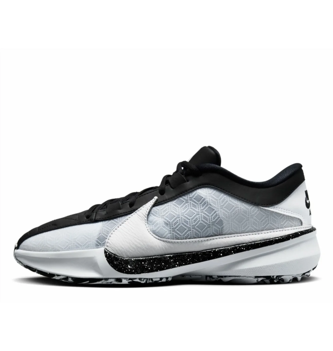 Кросівки унісекс Nike Zoom Freak 5 White/Black DX4985-101