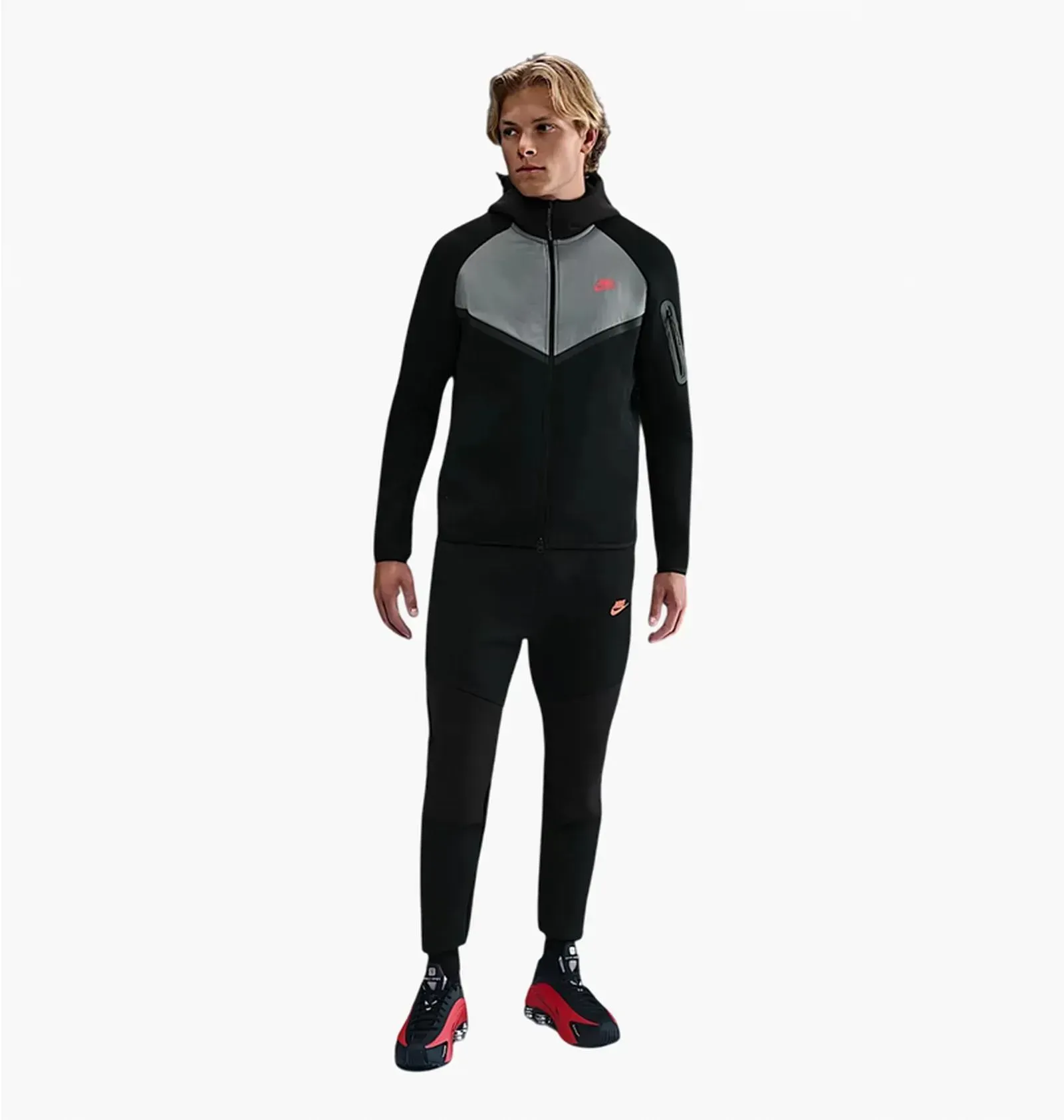 Спортивний костюм чоловічий Nike Tech Fleece Black/Grey (IH4302-010__IH4303-010)