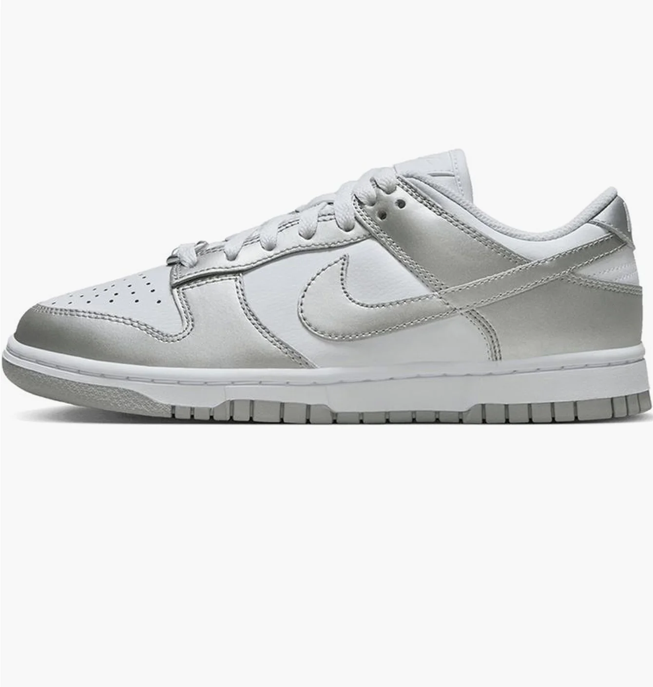Кросівки жіночі Nike Dunk Low Metallic/White FV1311-100