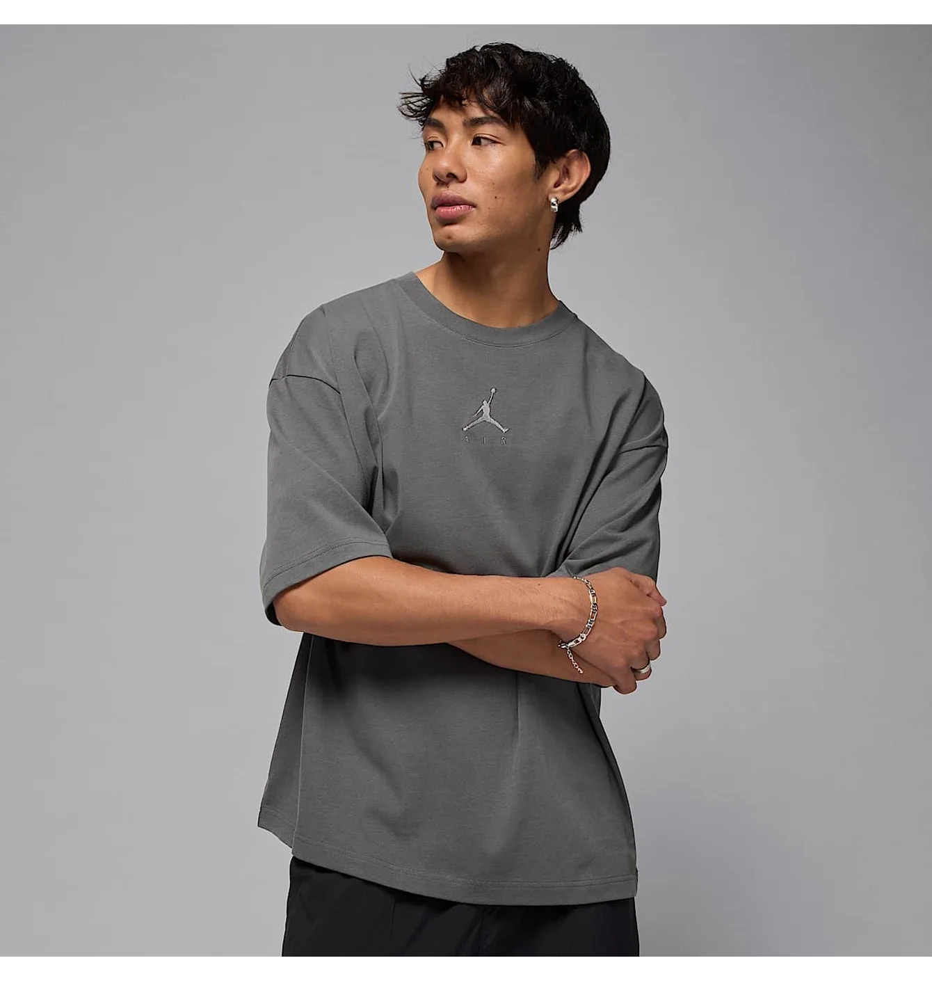 Футболка чоловіча Air Jordan Ovsz Ss Crew Grey IB7345-068