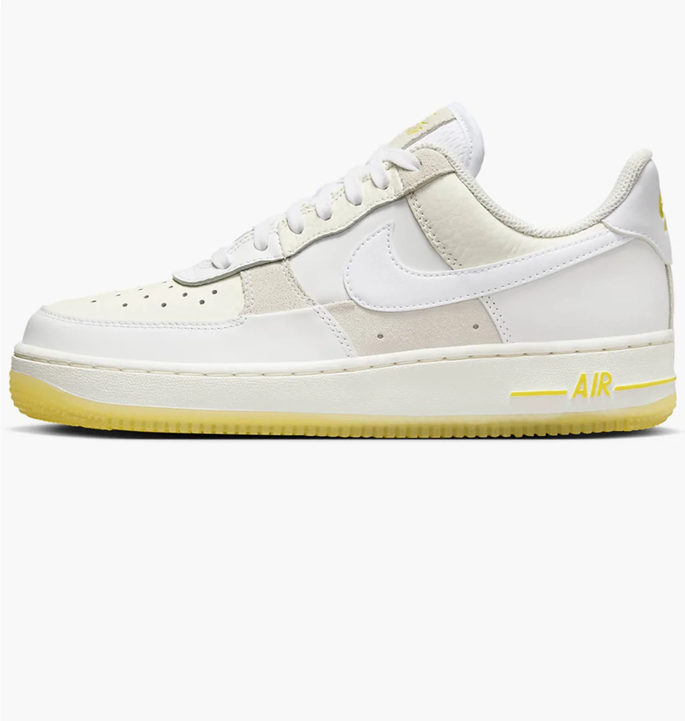 Кросівки жіночі Nike Air Force 1 07 Low Shoes Beige FQ0709-100
