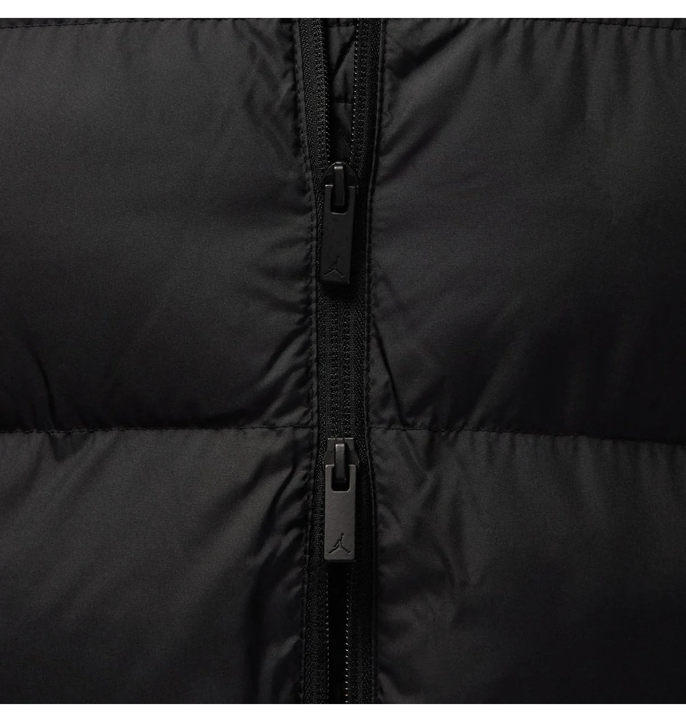 Пуховик чоловічий Air Jordan Brooklyn Black FV7317-010